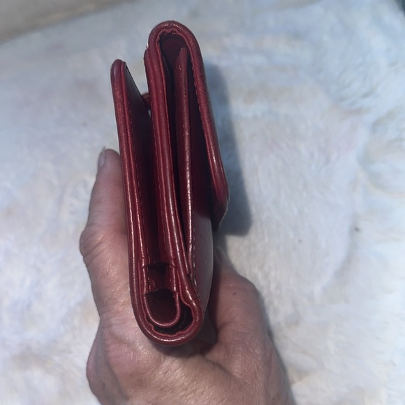 GIVENCHY ❤️.Midsize RED ♥️ leather Wallet Clean/Pristine white stitch Authentic - Picture 3 of 12